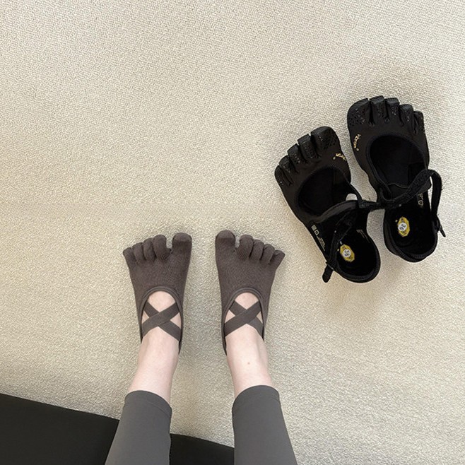 ถุงเท้าโยคะแบบไขว้สำหรับผู้หญิ - No Show Sock Women บทวิจารณ์และราคา